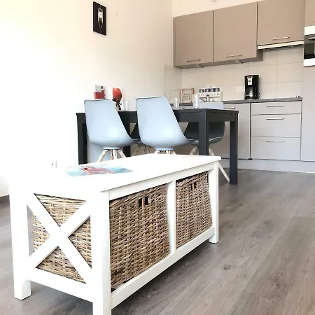 Apartment Crystal - Pool & Ostend
