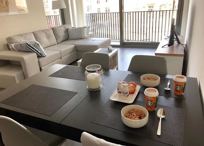 Crystal - Pool & * Ostend