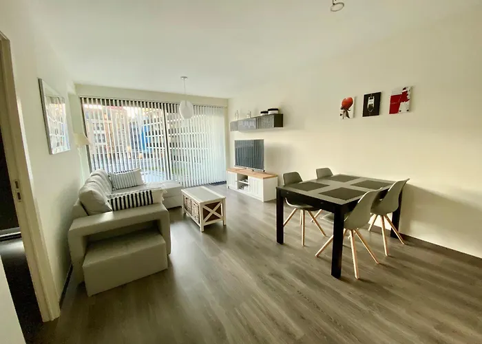 Crystal - Pool & Ostend