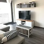 Crystal - Pool & Apartman *